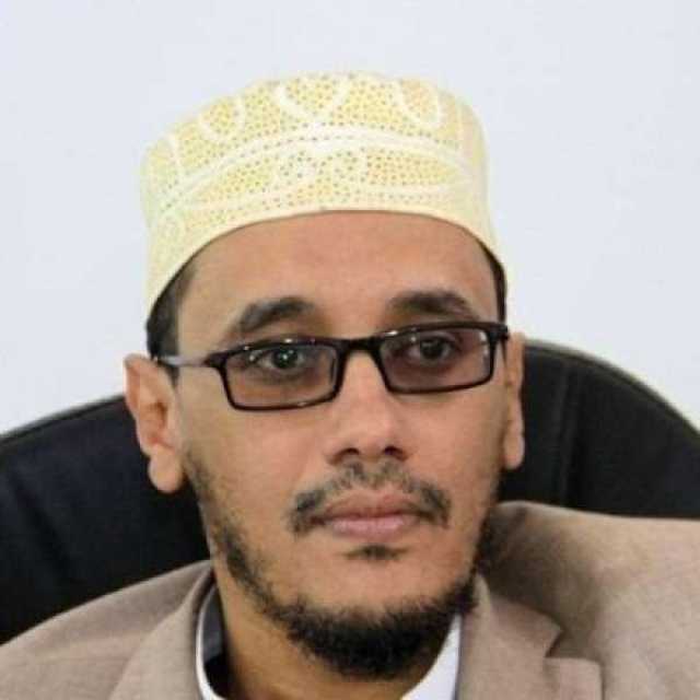 قال إن دفع الرواتب ”أشياء من الماضي”.. مستشار المشاط يتوعد الإمارات: الحساب العسير قادم قريبًا