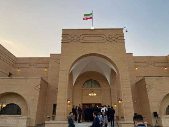 مصادر مطلعة: الوفد الحوثي بالرياض يقيم في السفارة الإيرانية ومستشارون إيرانيون يخوضون المفاوضات