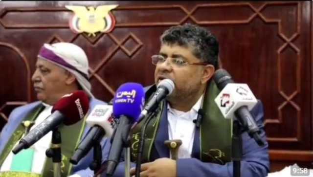 محمد علي الحوثي يسخر من الموظفين: من يريد راتب يذهب للجبهات وسيحصل على جميع رواتبه مضاعفة