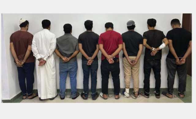السلطات السعودية تقبض على 10 يمنيين عقب مشاجرة جماعية بالأسلحة البيضاء