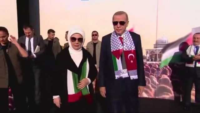 أردوغان يدعي ملكية غزة ويتوقع التضحية بإسرائيل عندما يحين الوقت ويصفها بـ” البيدق”