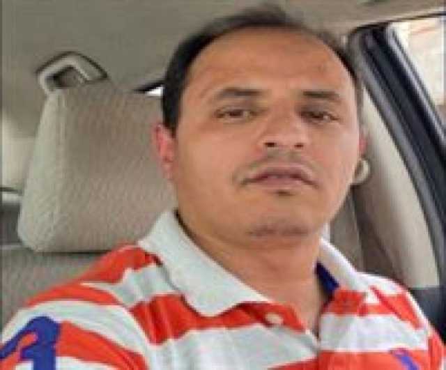 مثقف مزيف بنظارات كبيرة وصلعة وعقله عقل المومري..عن الطريق إلى القدس؟