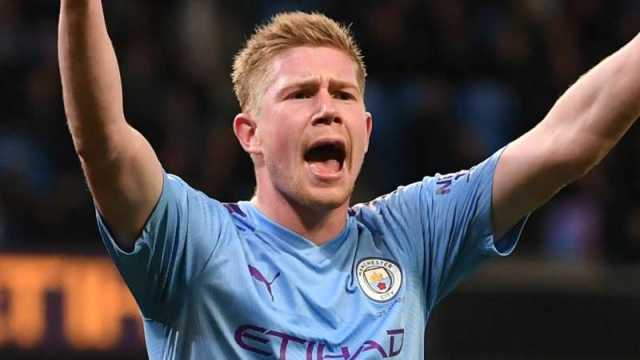 لاعب مانشستر سيتى يكشف عن إصابته
