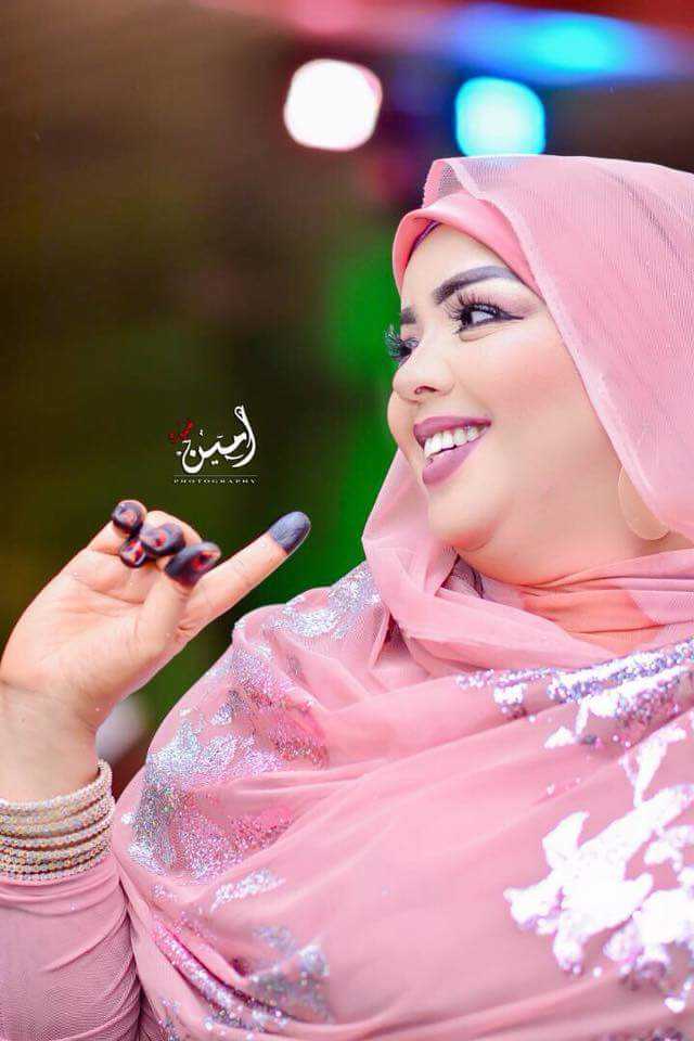 شاهد بالفيديو.. الفنانة ندى القلعة ترد على دعامي: (لو منحتوني جبل عامر بكل الذهب الموجود فيه لن أغير موقفي من دعم الجيش وعمري ما أكون زولتكم)