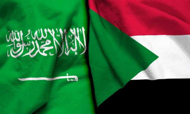 البرهان يعود من مصر لـ”بحث مسائل داخلية” قبل التوجه للسعودية