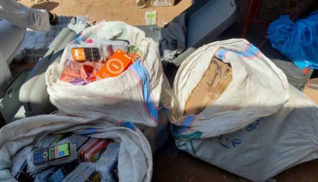 إبادة كميات كبيرة من البضائع الفاسدة بنهر النيل