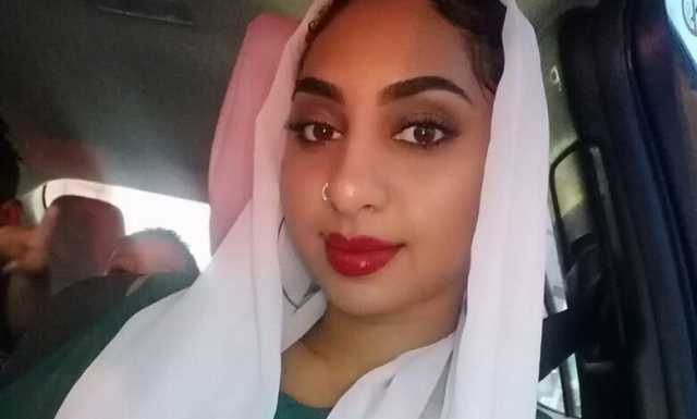 ناشطة سودانية: بقينا نقسم الليمونة نصين .. نص نعمل منو كوز عصير لحبوبتي العيانة والنص التاني..!