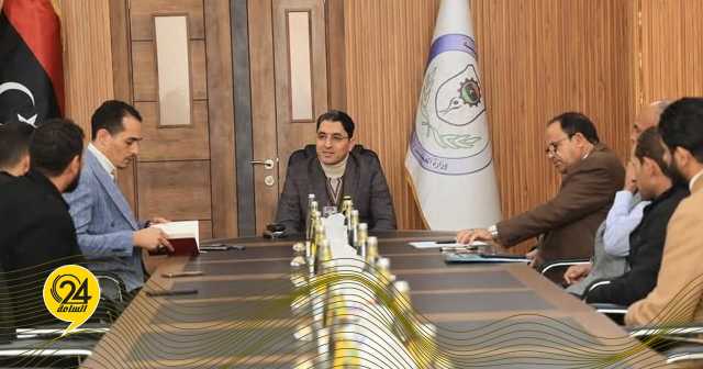 وزير العمل يؤكد قرب سداد مستحقات الشركات الداعمة للجنة الطوارئ بالجنوب