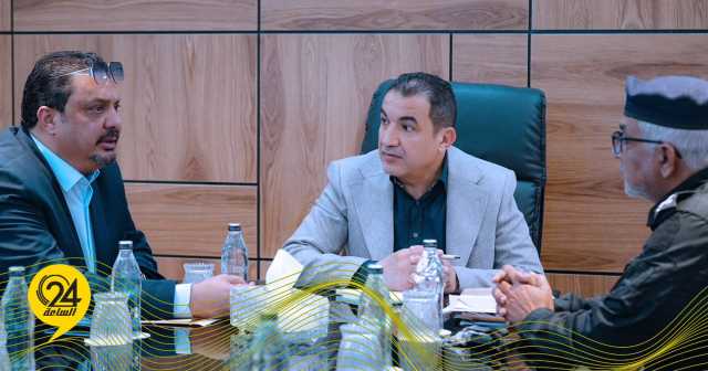 أبوزريبة يوافق على تجنيد دفعات جديدة بجهاز مكافحة الهجرة غير الشرعية