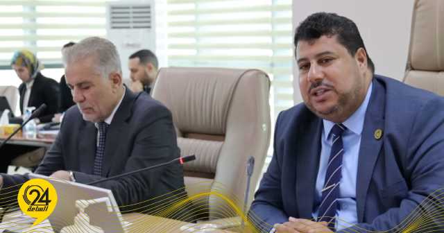 مؤسسة النفط: “سليمان” يشدد على توفير فرص تدريب عادلة للعاملين في القطاع