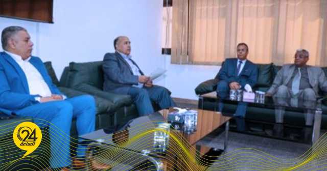 الفضيل يناقش المشاكل والصعوبات الكبيرة التي يواجهه مشروع النهر الصناعي