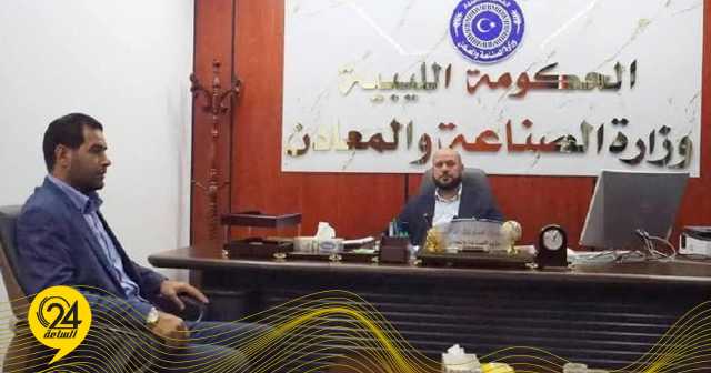 «عبدالقادر» يستقبل عميد بلدية عمر المختار