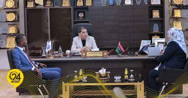 أرحومة يجتمع بمديري مكاتب دعم المرأة وتمكين ذوي الأعاقة