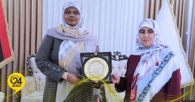 مبروكة تبحث مع عميدة زلطن تطوير العمل الثقافي داخل نطاق بلديتها