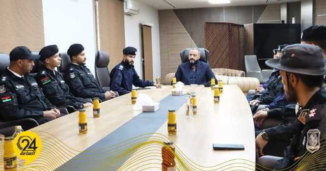 «هويدي» يطالب الضباط الجدد بالالتزام بالقوانين واللوائح المنظمة للعمل الأمني