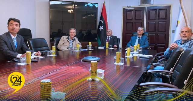 إدارة “النهر الصناعي” تبحث أوجه التعاون مع شركة صينية بمجالات حفر وصيانة الآبار