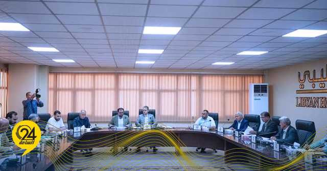 حماد يبحث مع لجنة المالية البرلمانية مشروع الميزانية الموحدة لعام 2025