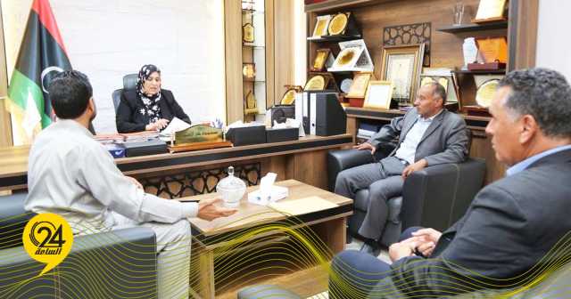 “مسعودة” تبحث سير امتحانات الشهادة الإعدادية