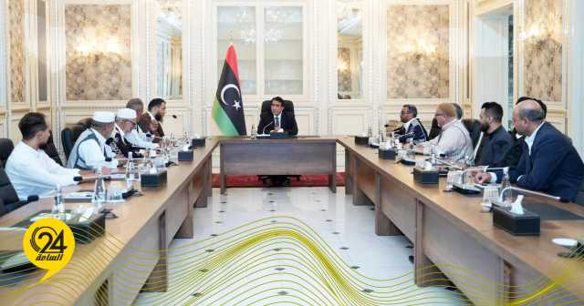 الرئاسي: المنفي استقبل وفداً من حكماء أبوسليم