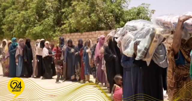 توزيع المساعدات الإنسانية على 1300 نازح سوداني بالكفرة