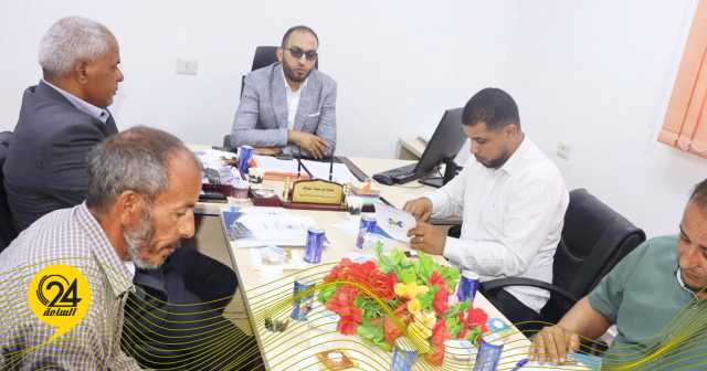 بلدية الأصابعة تعقد اجتماعاً موسعاً لمناقشة قضايا عقارات الدولة وتخصيص أراض للمصارف