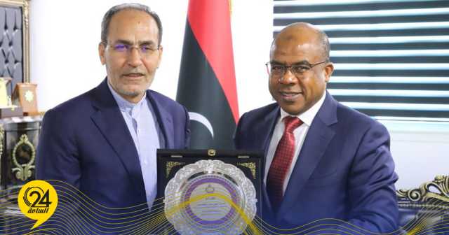 وزير نفط الدبيبة يلتقي السفير الإيراني لبحث التعاون في مجالات الطاقة  