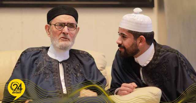 مذيع بالتناصح: لا يحق للمداخلة أن يطلبوا منا الحزن على شيخ أفنى عمره في نصرة الطغاة