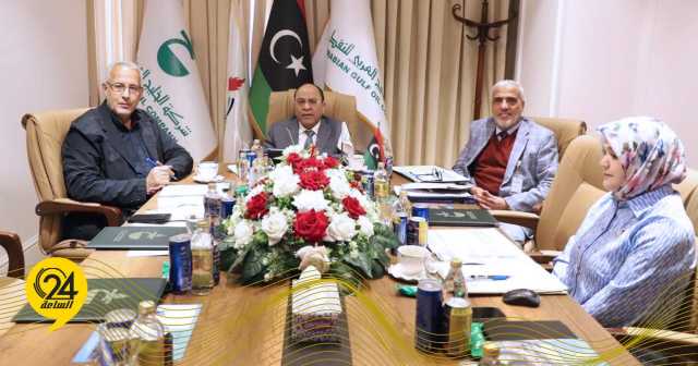 «الخليج العربي» للنفط تستعرض تقارير الأداء ومتابعة سير العمل في المشاريع القائمة