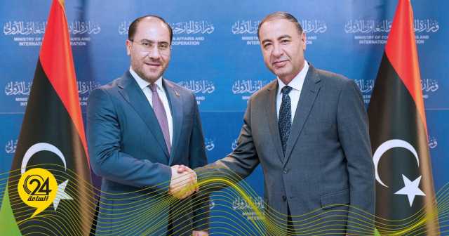 «الباعور» يبحث مع القائم بالأعمال العراقي القضايا ذات الاهتمام المشترك