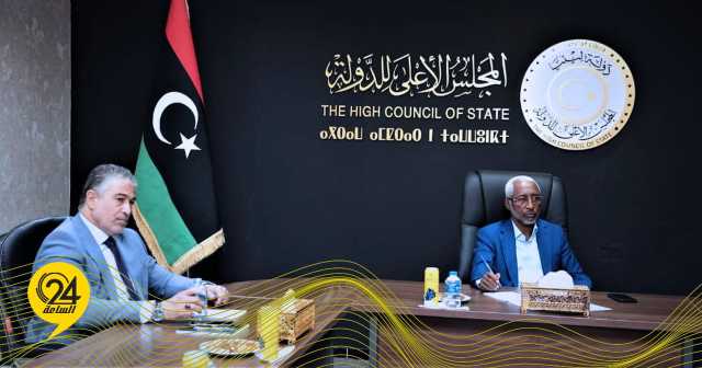 نائب تكالة يبحث مشكلات موظفي مجلس الدولة الاستشاري 