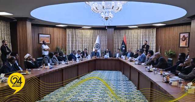 بحضور رؤساء 24 بلدية.. اجتماع لعدد من وزراء الحكومة الليبية لبحث احتياجات الجنوب