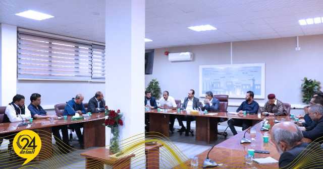 وفد أمازيغي يطالب “السايح” بالعمل على زيادة المقاعد الانتخابية المخصصة لمناطقهم