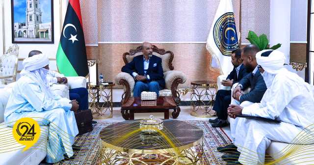 الكوني يناقش في طرابلس ملفي الصحة والتعليم في بلدية تهالة