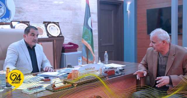 “أبوزريبة”: توفير جميع الاحتياجات الأمنية لبلدية عمر المختار