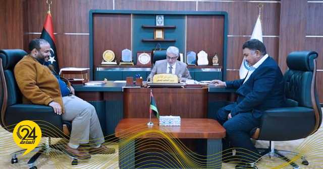 الحكومة الليبية تبحث توفير الاحتياجات والنواقص الملحة لبلدية إجدابيا