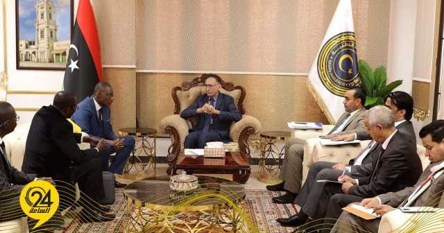 الحويج يبحث مع مسؤول بسفارة بوركينا فاسو مشاركة ليبيا في معرض الصناعات الحرفية