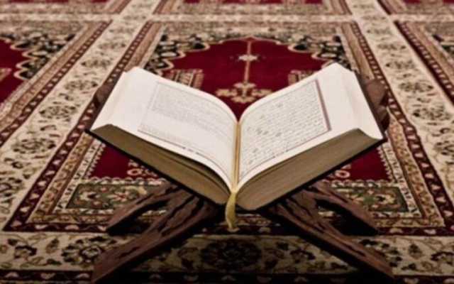 ارفع أكف الضراعة إلى السماء.. دعاء ختم القرآن الكريم في رمضان 2025