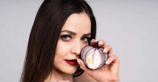 كنز غذائي مذهل.. 5 فوائد لـ البصل الأحمر للنساء