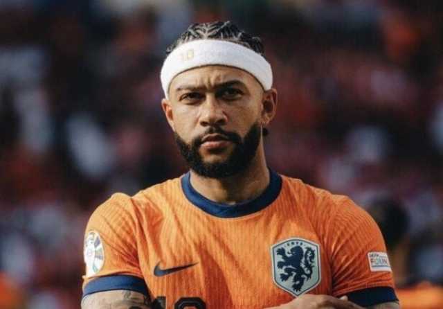 ديباي يتأخر عن الانضمام لمنتخب هولندا بسبب سرقة جواز سفره