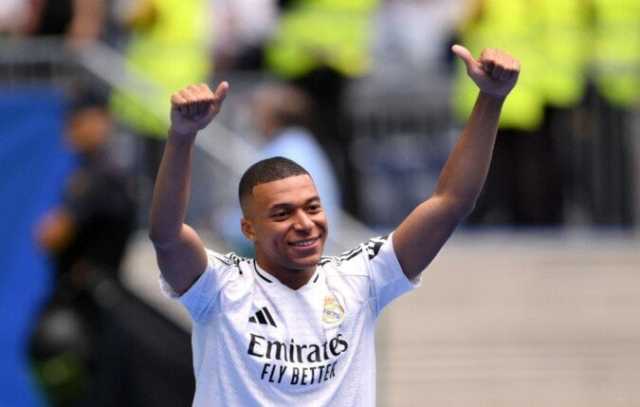 كليان مبابي يحصد جائزة الأفضل في ريال مدريد عن موسم 2024-2025
