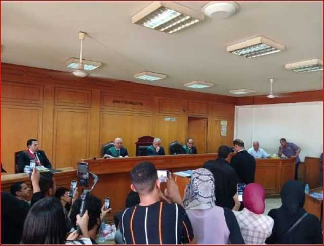 دفاع سفاح التجمع يطالب بعرضه على طبيب نفسي: «مجنون وعايز يتعالج» (صور)