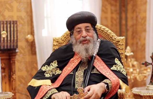 البابا تواضروس يصلي أول قداس في كنيسة القديس مار مرقس والبابا كيرلس السادس