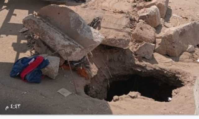 انهيار جزئي وحفرة عميقة بكوبرى كفر ديما على مصرف تلا بالغربية