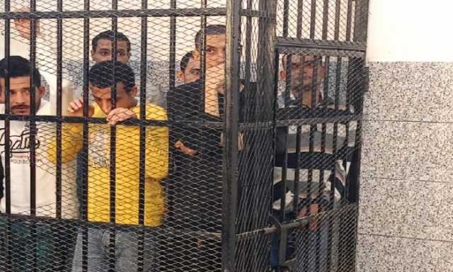 الجنايات تعاقب 9 تجار مخدرات بالغرامة والمؤبد