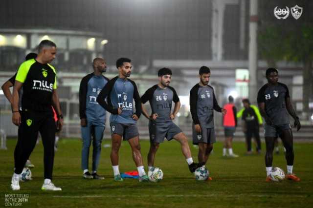 تفاصيل جلسة جوميز الأولى مع لاعبي الزمالك عد خسارة السوبر