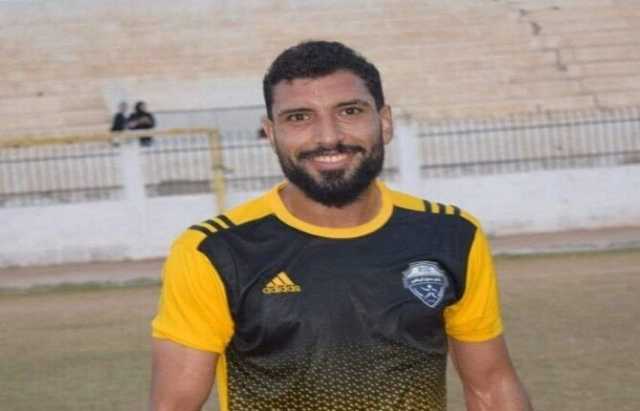 أهالي الأبشيط بالمحلة ينتظرون وصول جثمان اللاعب محمد شوقي