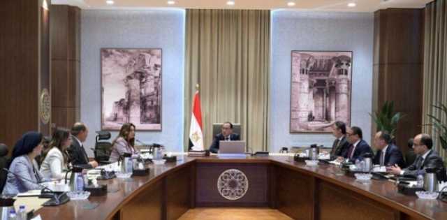 الوزراءتوافق على مد الخدمة لـ133 طبيبا من أعضاء المهن الطبية