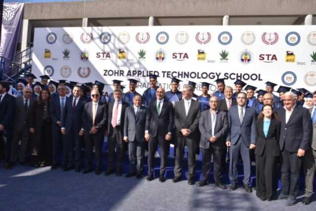 بحضور وزيري التعليم والبترول.. تخريج الدفعة الأولى من مدرسة ظُهر للتكنولوجيا التطبيقية ببورسعيد