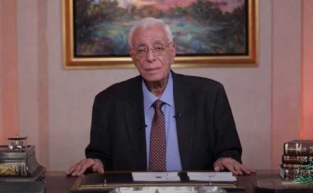 حسام موافي يوضح الحقيقة: العلاج بالأعشاب ليس منهجي.. فيديو
