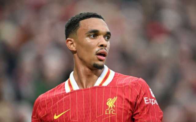 ليفربول على أعتاب حسم صفقة بديل أرنولد